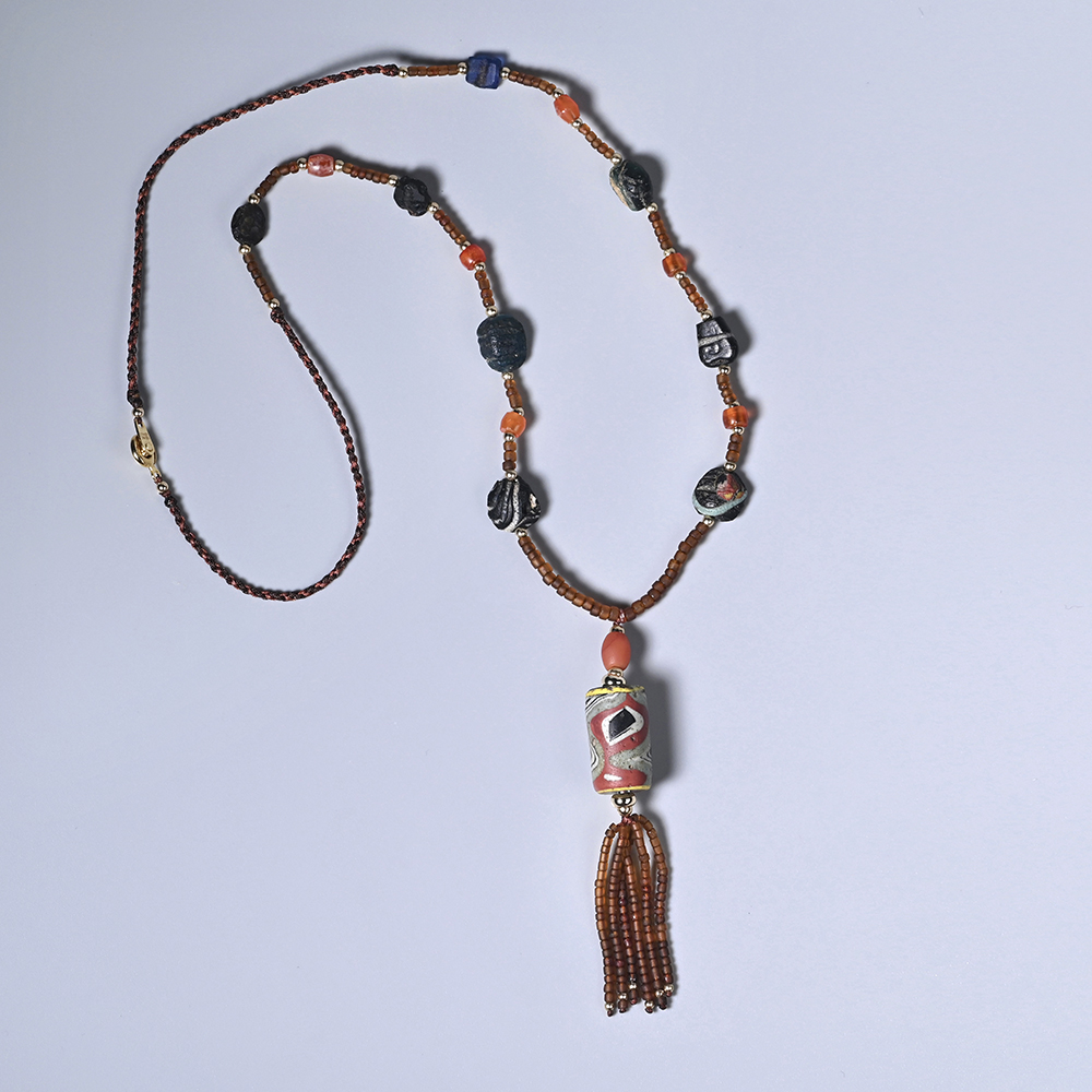 伊斯兰幻彩眼纹珠+彩带片珠项链