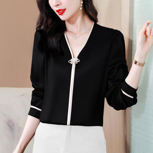 复古盘扣V领衬衫，女长袖衬衣秋季新款时尚洋气质上衣KQL-369H1728 商品图2