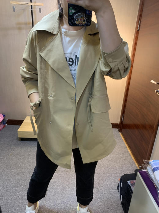 水淼2023秋新款简约气质休闲风衣7518 商品图1