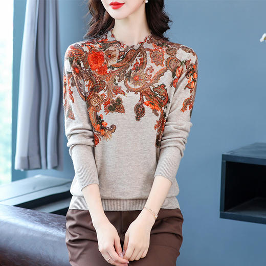 FCSF8321 2023年秋季新款女装圆领中年妈妈毛衣女花宽松印花套头针织衫女 商品图0