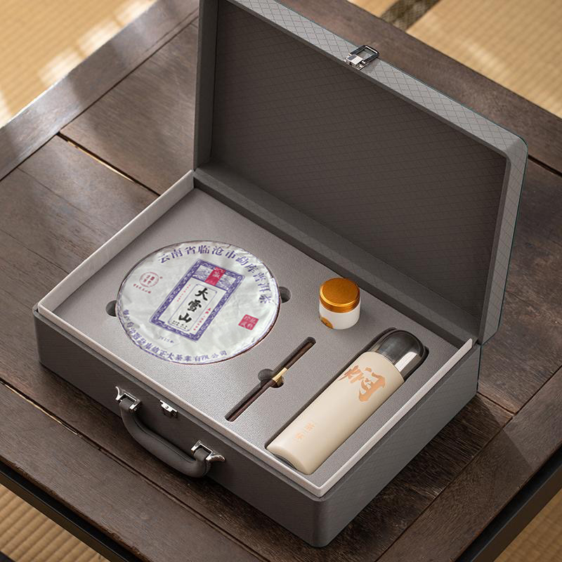 冰岛坝歪 冰岛古寨 冰岛南迫普洱茶 大雪山熟普洱茶礼盒套装 高端茶礼