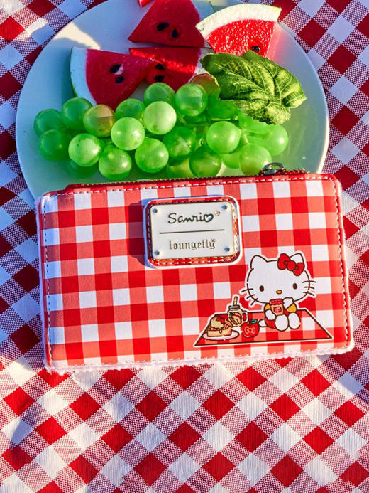 Loungefly Sanrio Hello Kitty Gingham Cosplay Flap Wallet 三丽鸥凯蒂猫方格折叠钱包 SANWA0954 商品图2