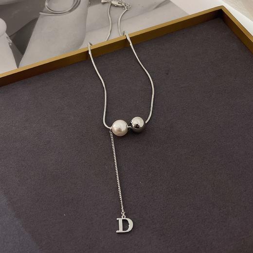 Oflye潮流饰品 轻奢气质珍珠字母D吊坠小众高级感时尚颈链 商品图7