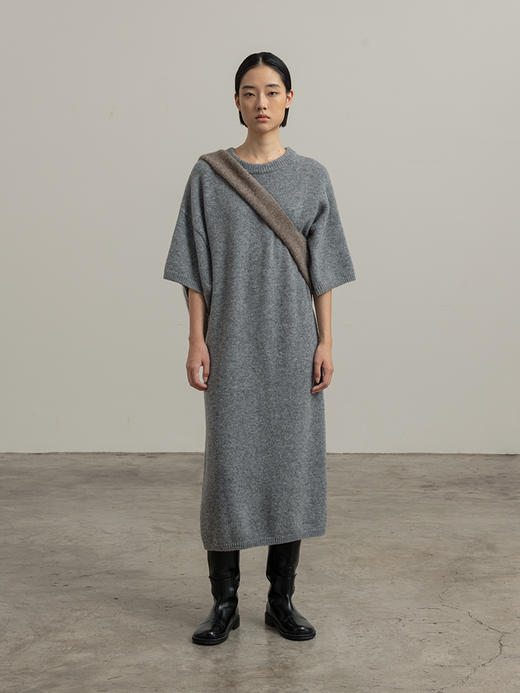 322工房新意短毛绒圈圈羊毛短袖针织连衣裙2023秋冬廓形长裙B139 商品图3