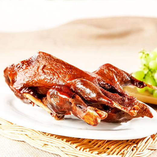 小胡鸭 精选礼盒720g 香酥整鸭鸭翅鸭掌休闲食品湖北特产送礼 商品图4