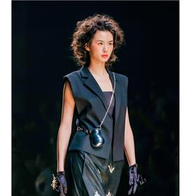 【林栖设计小店】时装周同款葫芦挎包链条小巧2024春夏新品耳机包口红包2941073