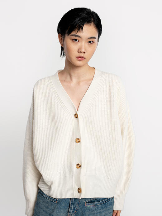 322工房100纯羊绒针织开衫保暖新款秋冬V领宽松长袖打花外套毛衣 商品图3