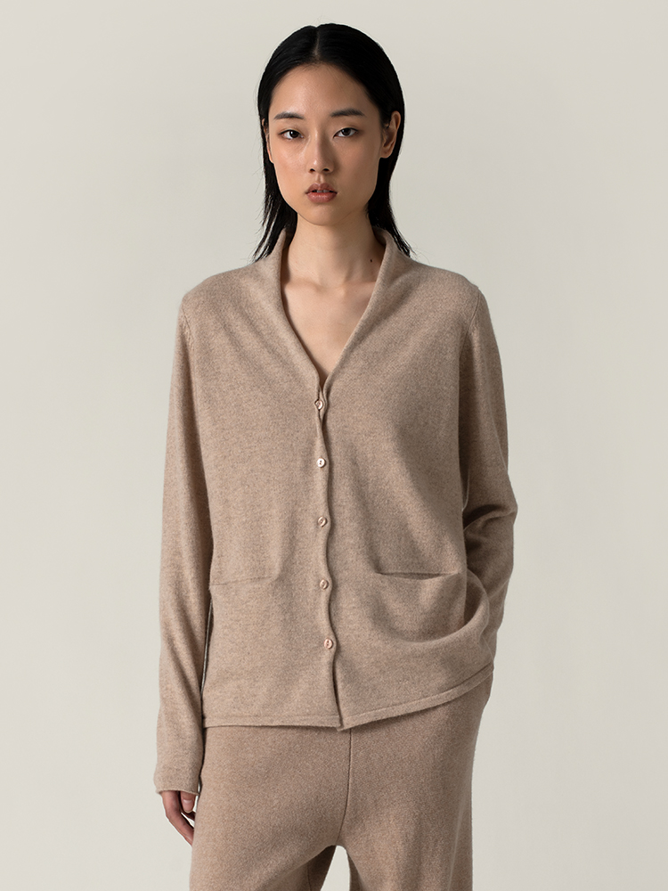 322工房无染色羊绒开衫女修身新款秋冬V领白色针织毛衣小外套卷边