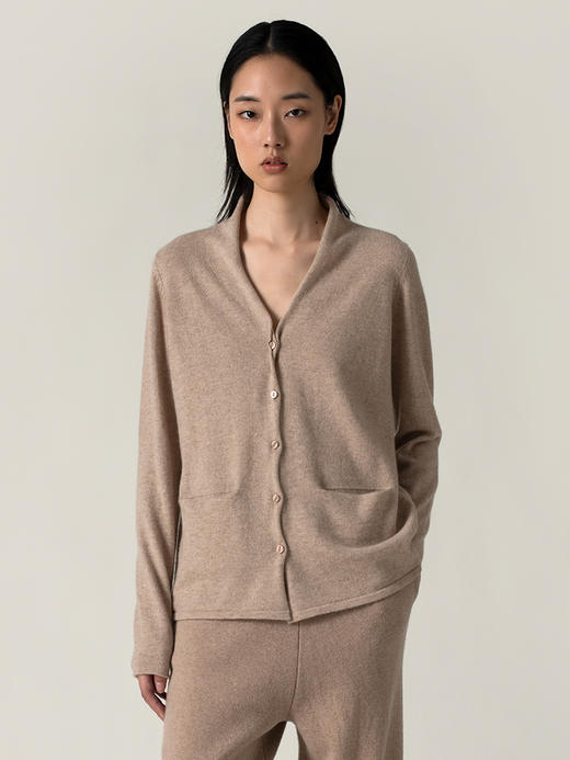 322工房无染色羊绒开衫女修身新款秋冬V领白色针织毛衣小外套卷边 商品图0