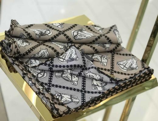 优品堂【雍容华贵2 】桑蚕丝+羊毛140方巾 商品图7