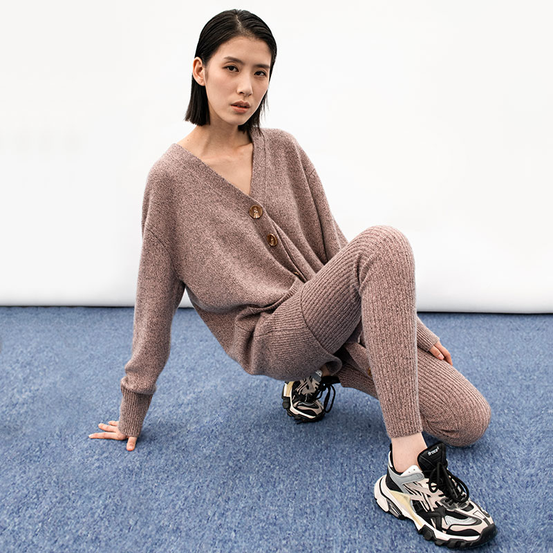 322工房纯羊绒裤女新款冬季休闲内穿打底保暖修身针织长裤子