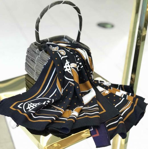 优品堂【雍容华贵2 】桑蚕丝+羊毛140方巾 商品图3