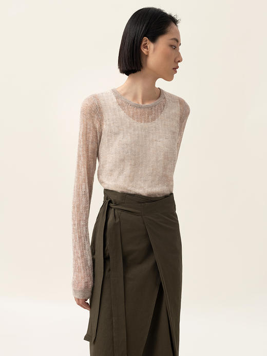 322工房超幼马海毛女式长袖针织衫2023秋圆领镂空紧身套头衫B105 商品图3