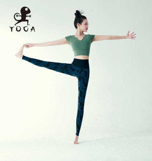 清仓款不退不换【现货秒发】壁虎瑜伽【竹林深处】限量款印花瑜伽9分裤 【可定制】（标准码） 商品图5