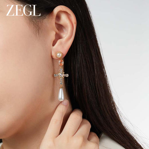 ZEGL设计师法式十字架系列流苏人造珍珠耳环女高级感耳钉银针耳饰 商品图3