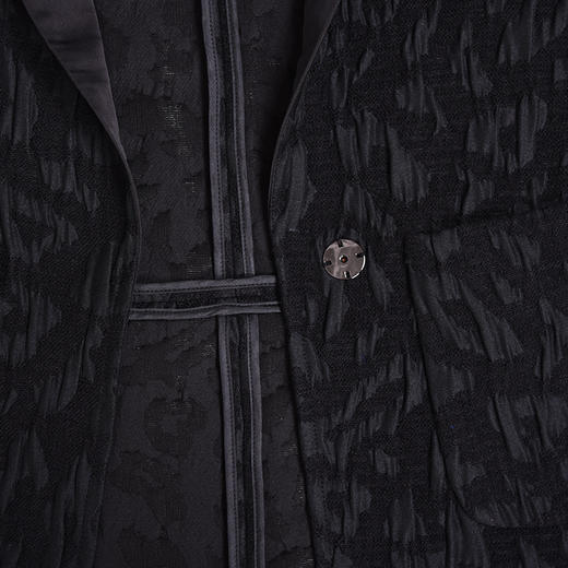 圣三利女装 新款盐系廓形翻领提花毛呢上衣外套SL2032114 商品图4