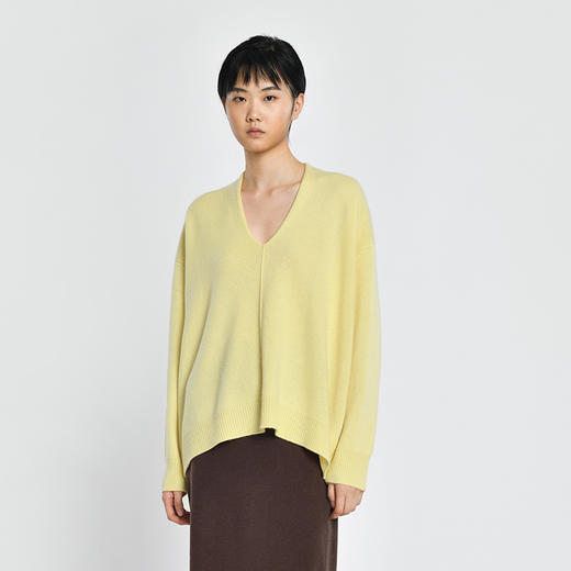 322工房纯喀什米尔羊毛衫女新款秋冬季长袖V领套头简约米白色针织打底衫 商品图2