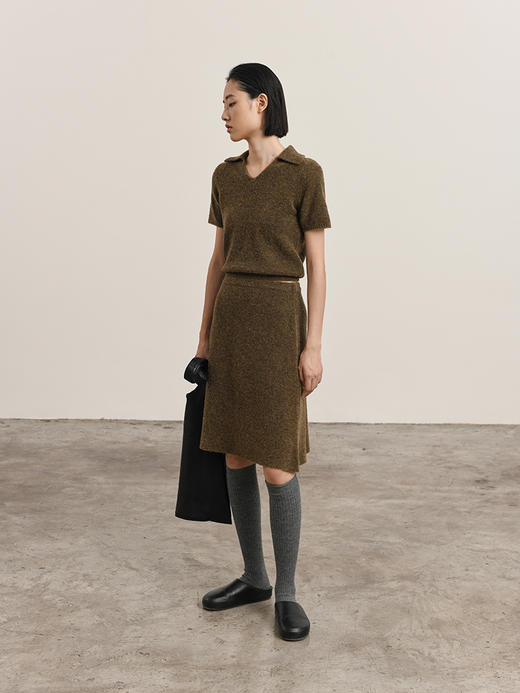 322工房新意短毛绒圈圈纱羊毛套装2023秋冬女士polo领上衣+半裙 商品图2