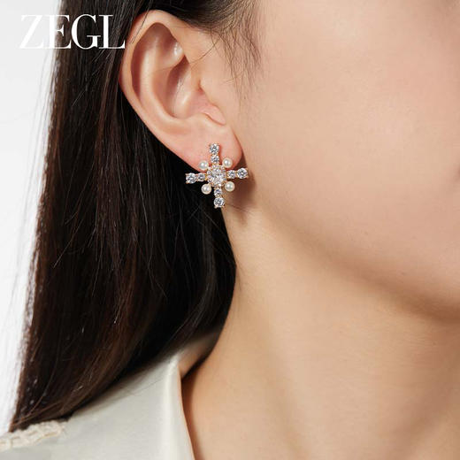 ZEGL设计师法式十字架系列人造珍珠耳环女高级感复古耳钉银针耳饰 商品图2