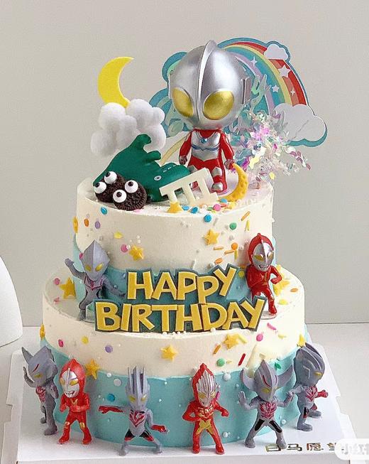 【优品系列】---【双层咸蛋超人与奥特曼】 商品图0