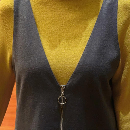 圣三利女装春季中长款纯色背带连衣裙SL121L19 商品图3