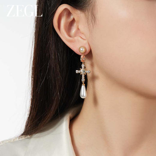 ZEGL设计师法式十字架系列流苏人造珍珠耳环女高级感耳钉银针耳饰 商品图2