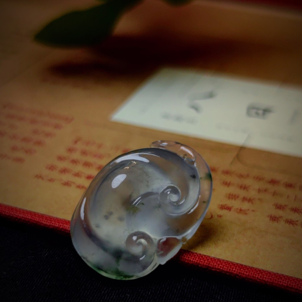 翡翠玻璃种厚墩墩“如意”