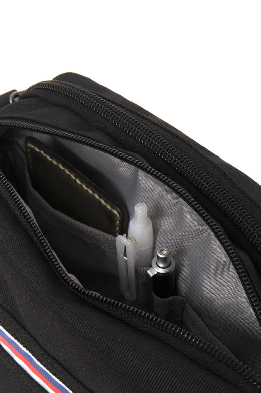 【美旅】BLAKE系列活力多彩斜跨包HC5*002 商品图4