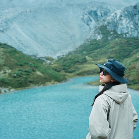 云南｜香格里拉阿布吉措一日徒步（新线），阿布吉措是位于海拔4200米的高山眼泪，从草甸到雪山，从溪流到湖泊到森林，一日四季，经历不一样的风景！五一端午路线提前预定！