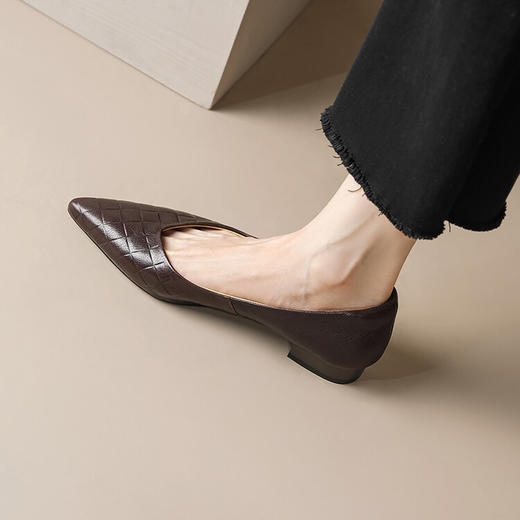 方跟尖头浅口单鞋，压花羊皮韩版时尚四季MCC-C9321 商品图4