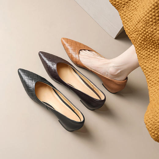 方跟尖头浅口单鞋，压花羊皮韩版时尚四季MCC-C9321 商品图0