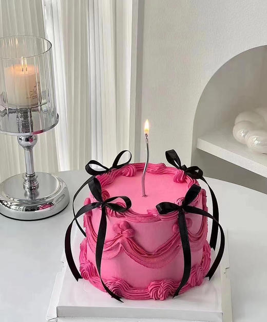 撞色黑丝女神蛋糕 商品图0