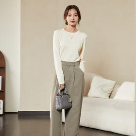 【舒适保暖，百搭又优雅】秋冬季必备，空气层鱼骨打底衫，立体剪裁，修身显瘦；发热材质，保暖抗寒；简约纯色，百搭时尚；园领设计，优雅知性；女神必备的上衣，赶快选购！