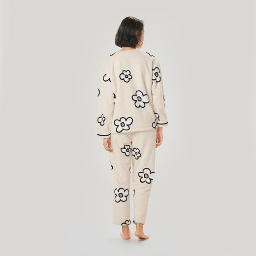 都市丽人生活家居女士睡衣双面贵妃绒印花法兰绒厚款长袖长裤类家居服套装LH32J5 商品图5