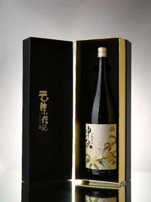 云集信计节日款 十年陈本色手工花雕酒1.8L礼盒装 15度 商品图2