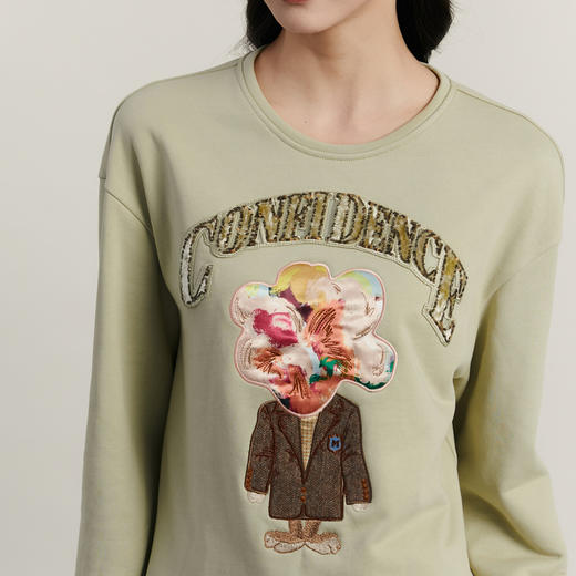 谜底中长款卫衣女2023冬新品复古特色绣花圆领宽松套头234MV1550 商品图3