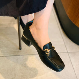 【百图lulu好物】【中跟乐福鞋】【偏小一个码 】 粗跟 软底 超纤软皮 中跟乐福鞋