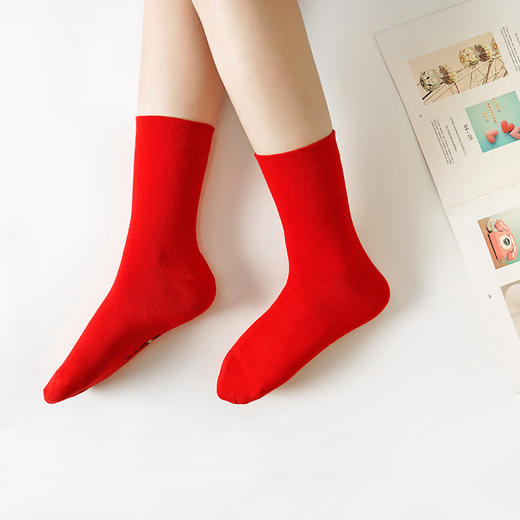 都市丽人简约系列精梳棉中筒袜中厚款女士常规袜新年本命年红品LC3CC4 商品图0