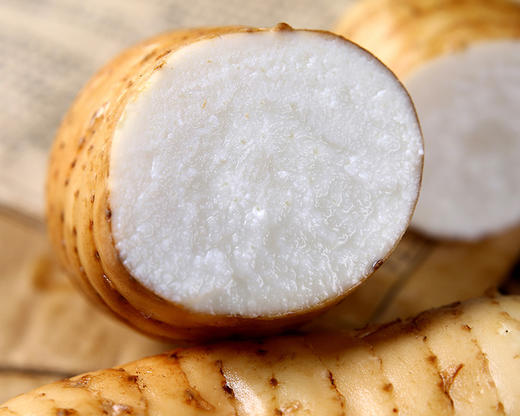 【预售-12月31日配送】云南昭通小草坝原生鲜天麻/1份（5-7个，共约500g） 商品图1