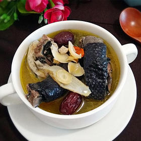 花旗参乌鸡汤（隔水蒸炖）