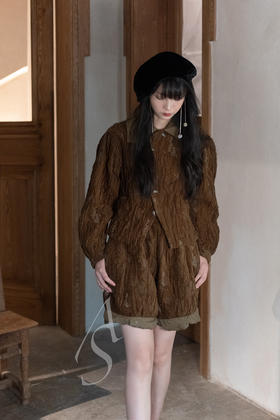 Renlisu 苔绿色绒面肌理短裤