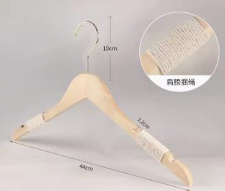 捆绳实木衣架 商品图0