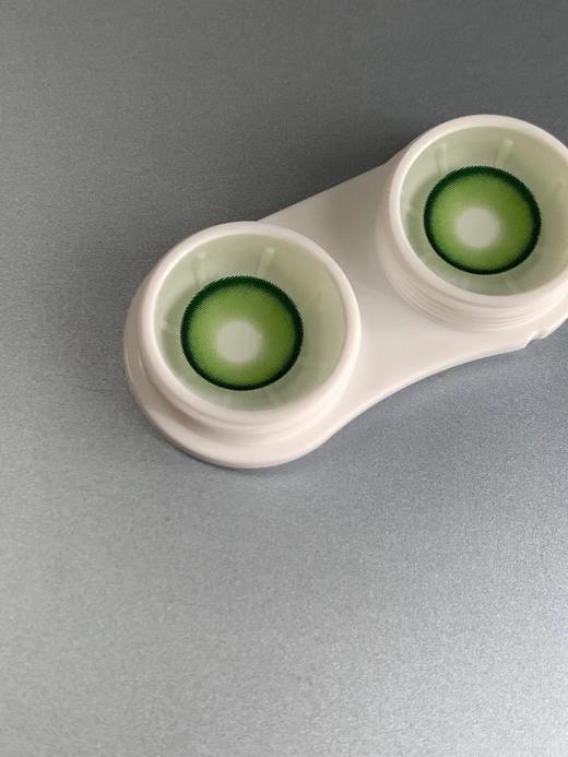 Dgugulens旗下 ·酸Q蓝莓&酸Q桃桃&酸Q葡萄&酸Q青苹果｜14.5mm白狮着色待测｜日抛  一盒十片装 商品图8