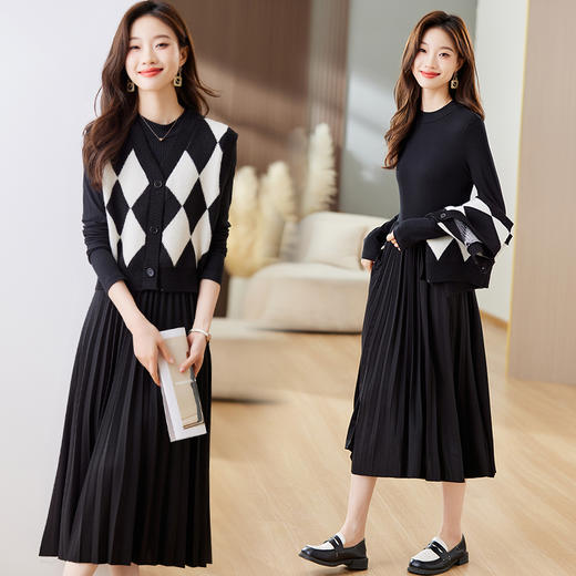 时尚气质两件套，毛衣马甲连衣裙HR-XMYR2376 商品图0