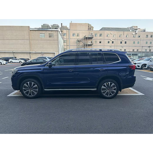 荣威 RX8 30T 四驱玩家定制之星际穿越版【长租-北京】 商品图3