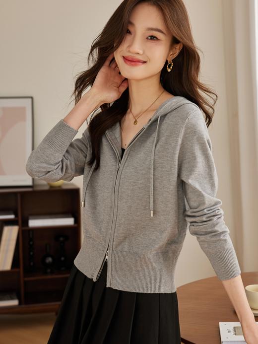 【专属特惠】熙世界拉链针织开衫女外搭2025秋新款女装小个子短款连帽毛衣外套 商品图2