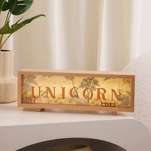 大都会艺术博物馆花园里的独角兽系列 木质箱式氛围灯伴睡灯礼盒摆件 商品图2