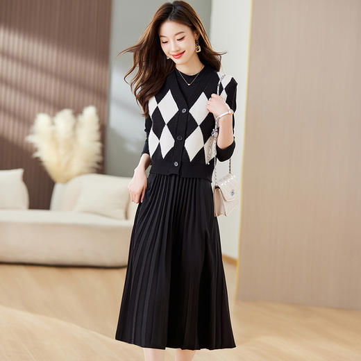 时尚气质两件套，毛衣马甲连衣裙HR-XMYR2376 商品图2