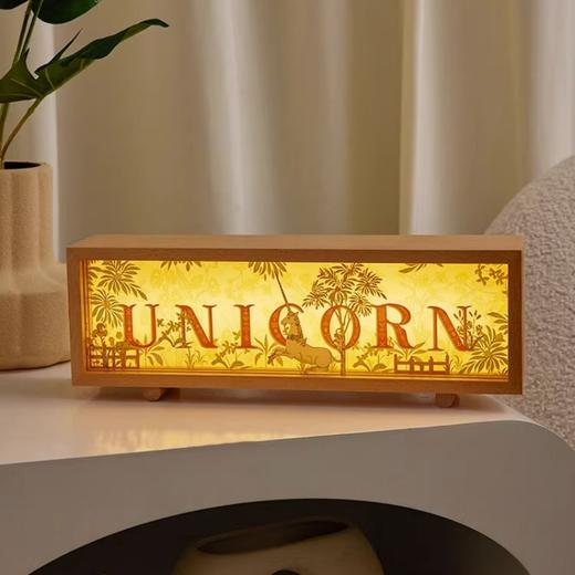 大都会艺术博物馆花园里的独角兽系列 木质箱式氛围灯伴睡灯礼盒摆件 商品图3