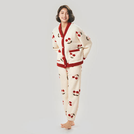 都市丽人生活家居女士睡衣米粒绒印花厚款长袖长裤类家居服套装LH31J2 商品图2